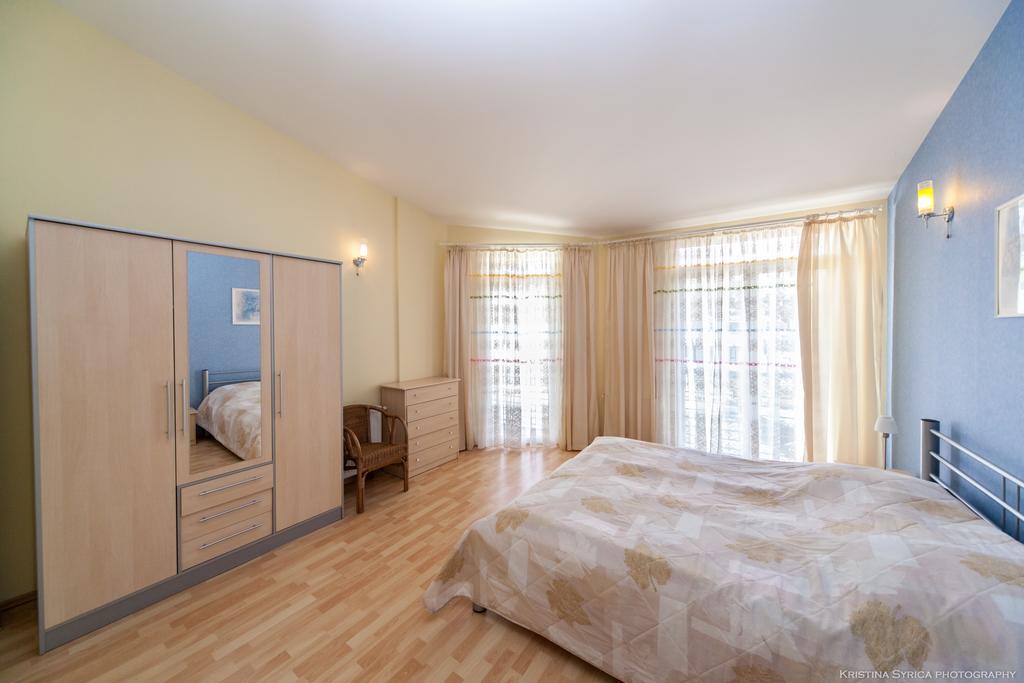 Apartamento Apartamenti Alto & Ko Jūrkalne Habitación foto