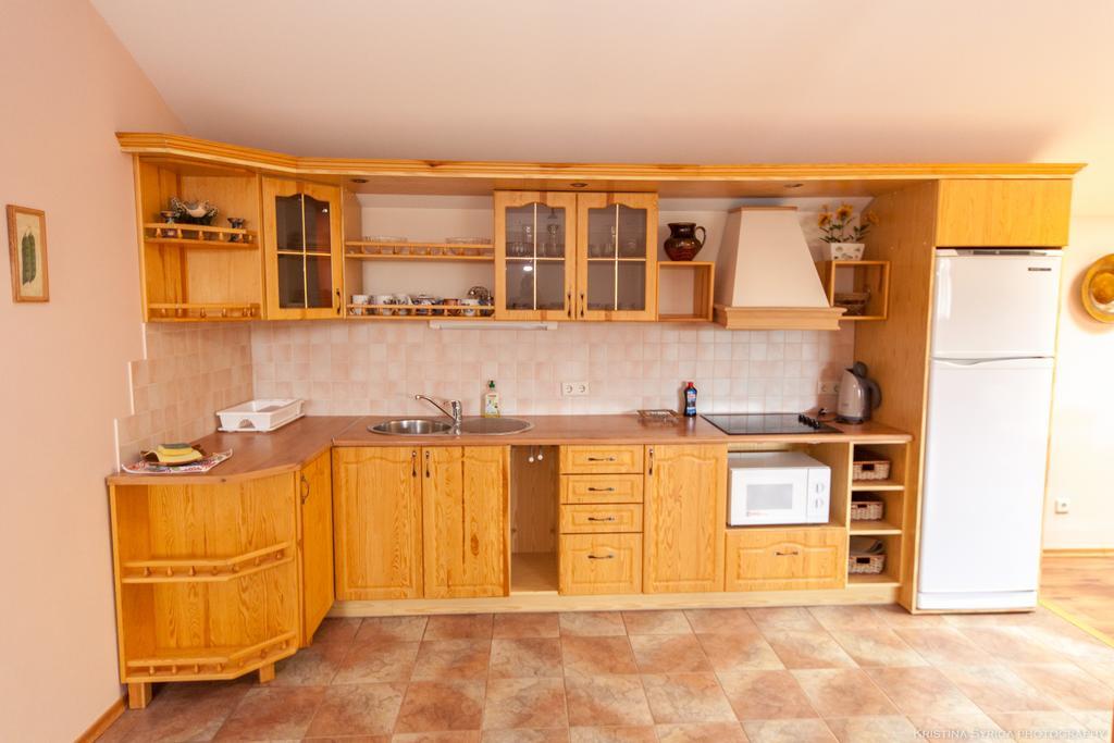 Apartamento Apartamenti Alto & Ko Jūrkalne Habitación foto